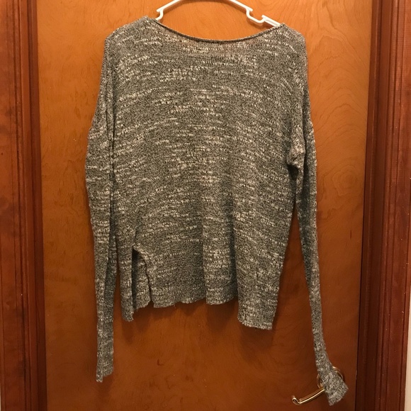 Hollister Tribal Sweater - Picture 2 of 4